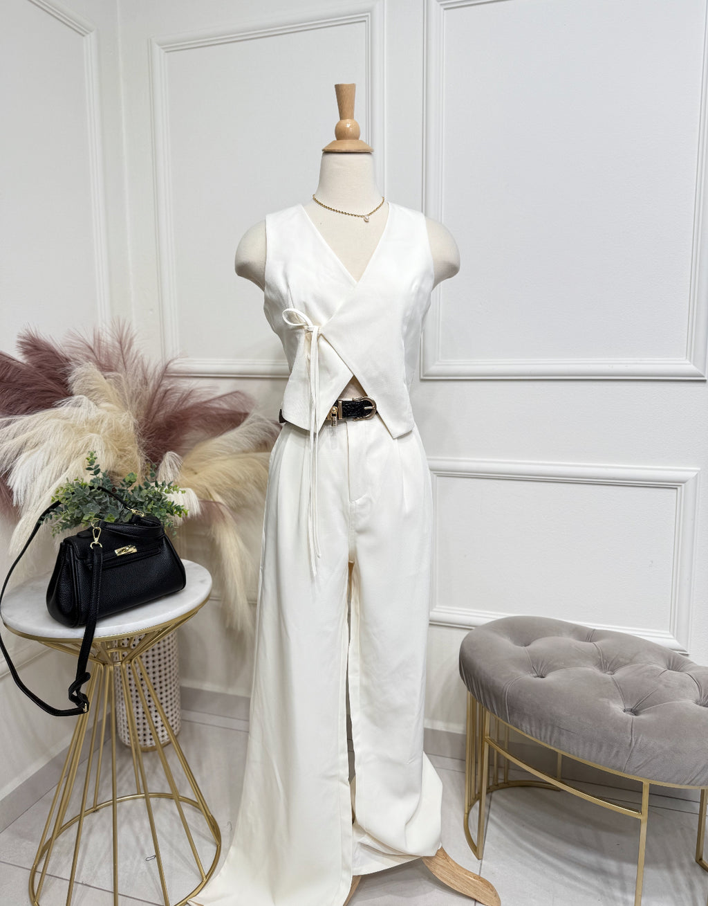 Ivory Elegant Set
