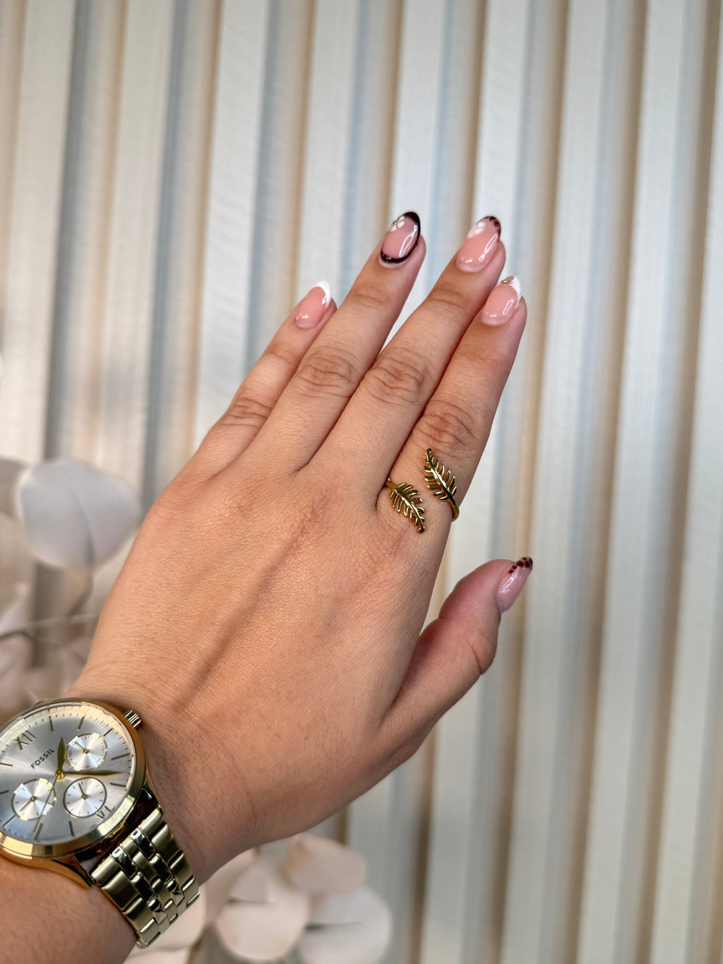 Two Leaves Gold Ring