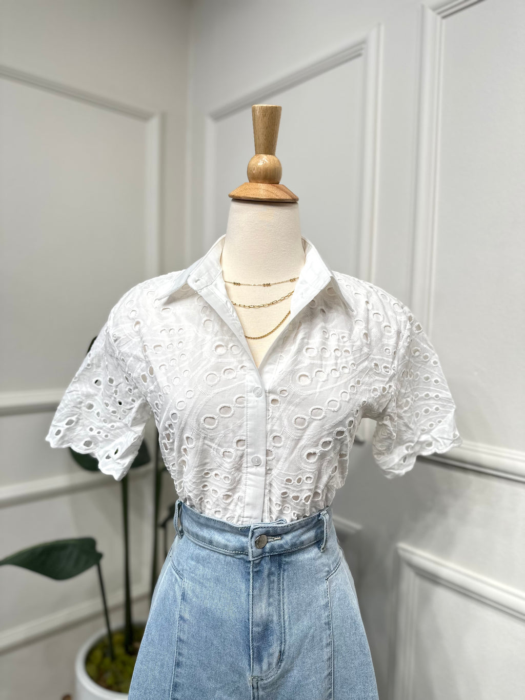 Eyelet Withe Blouse