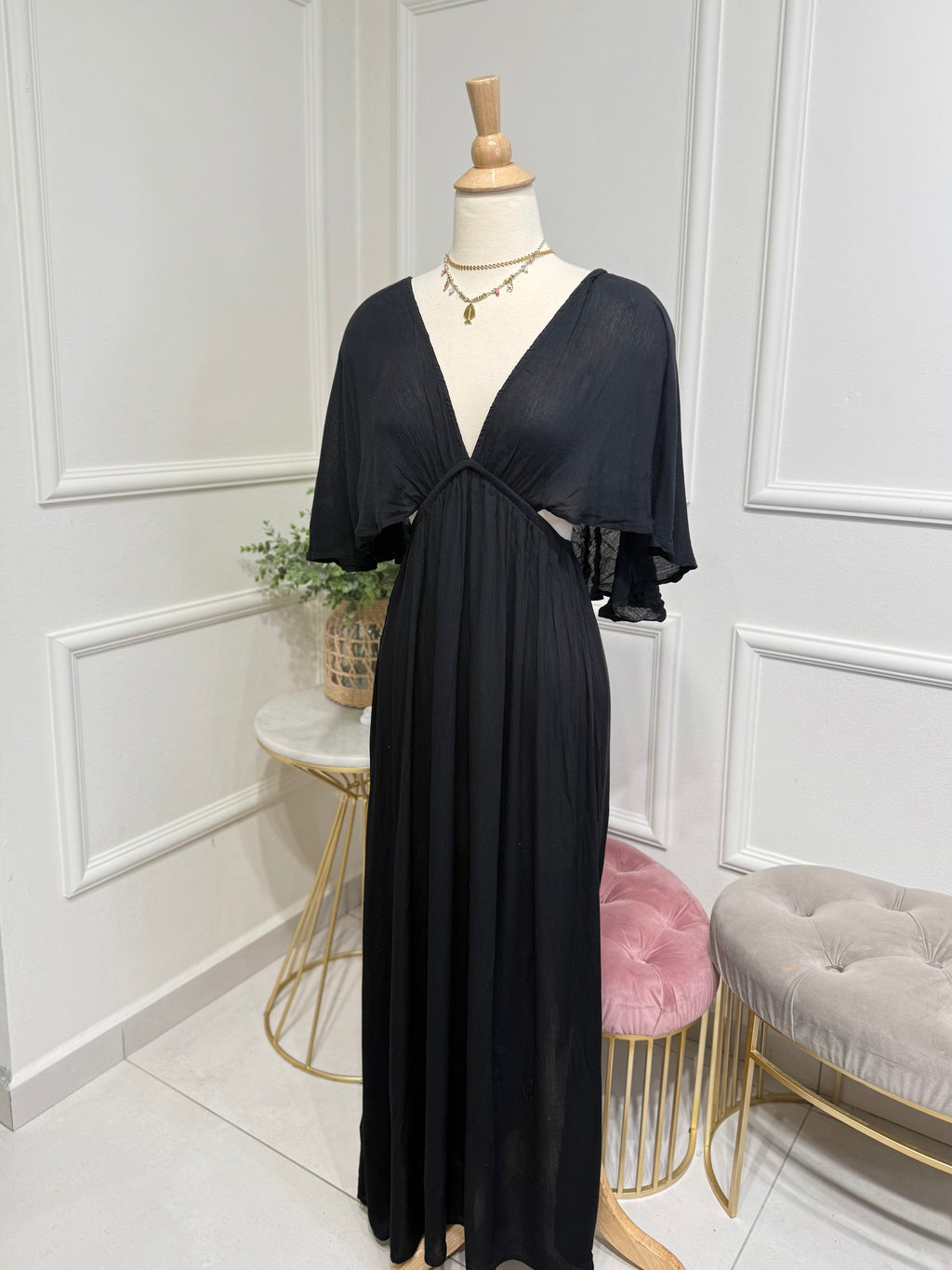 Cover-up dress black