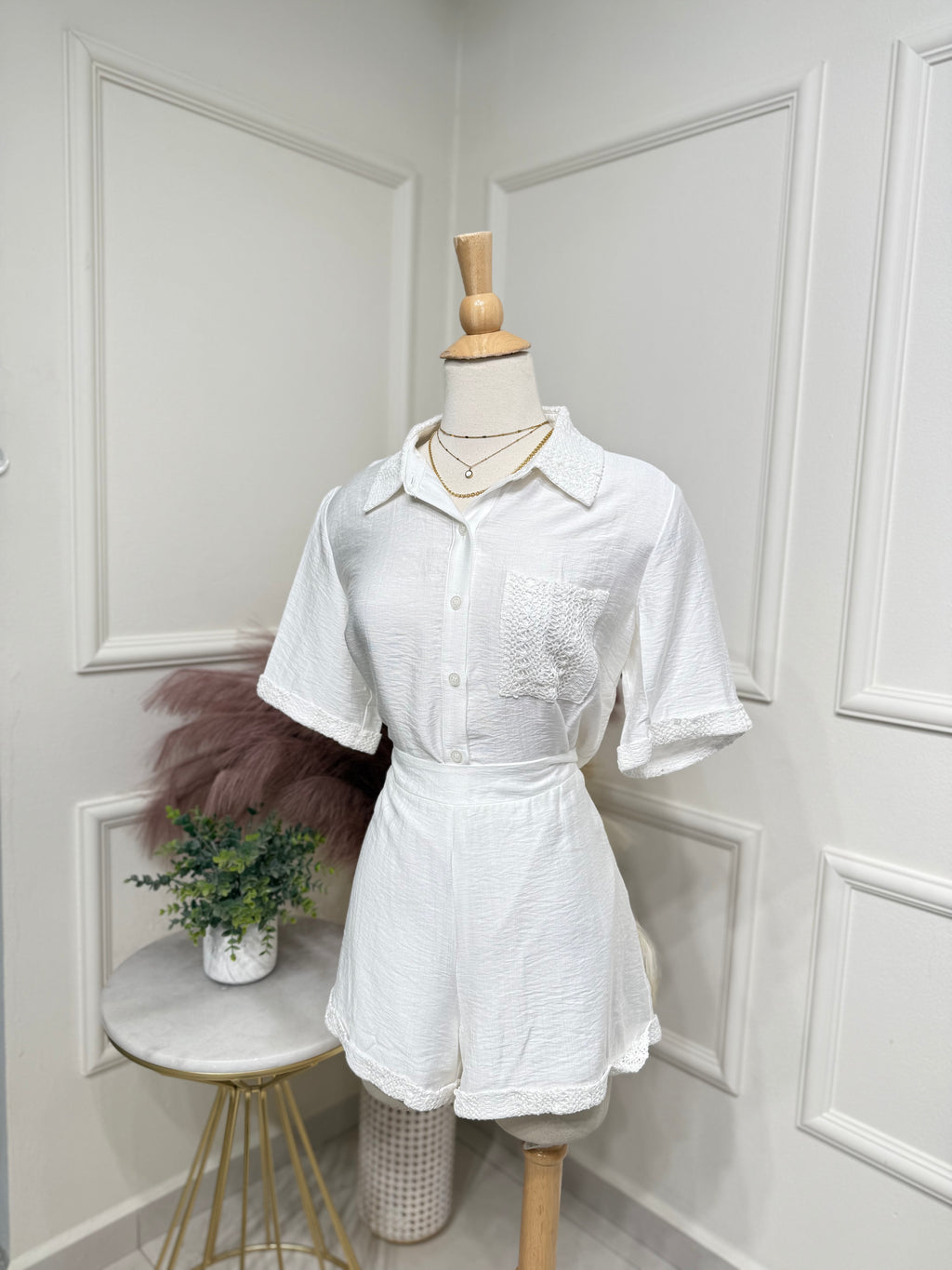 White set