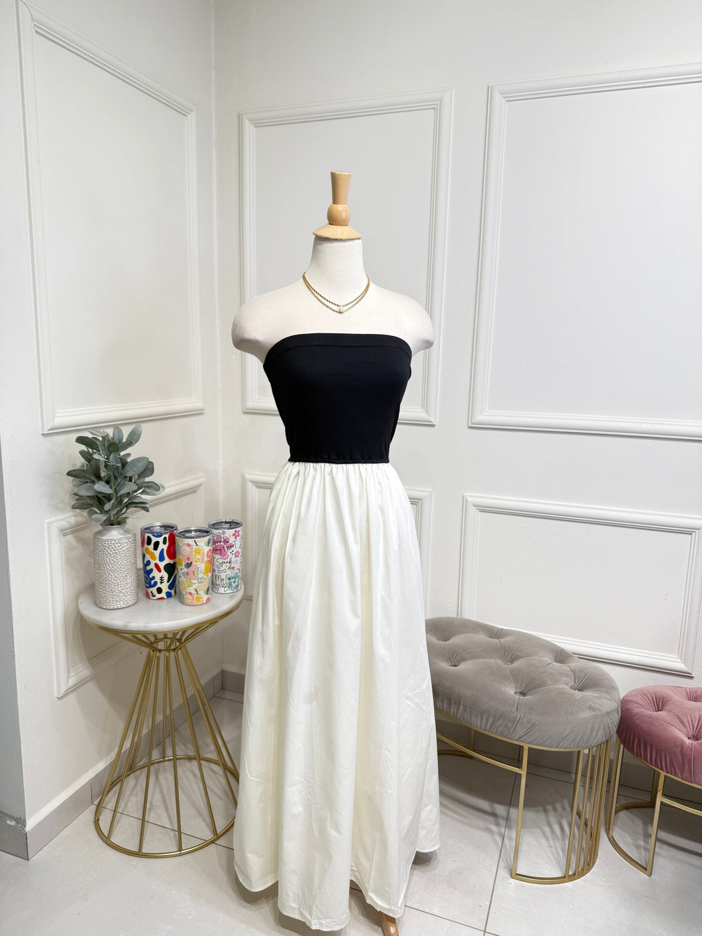 Timeless Dress B&W