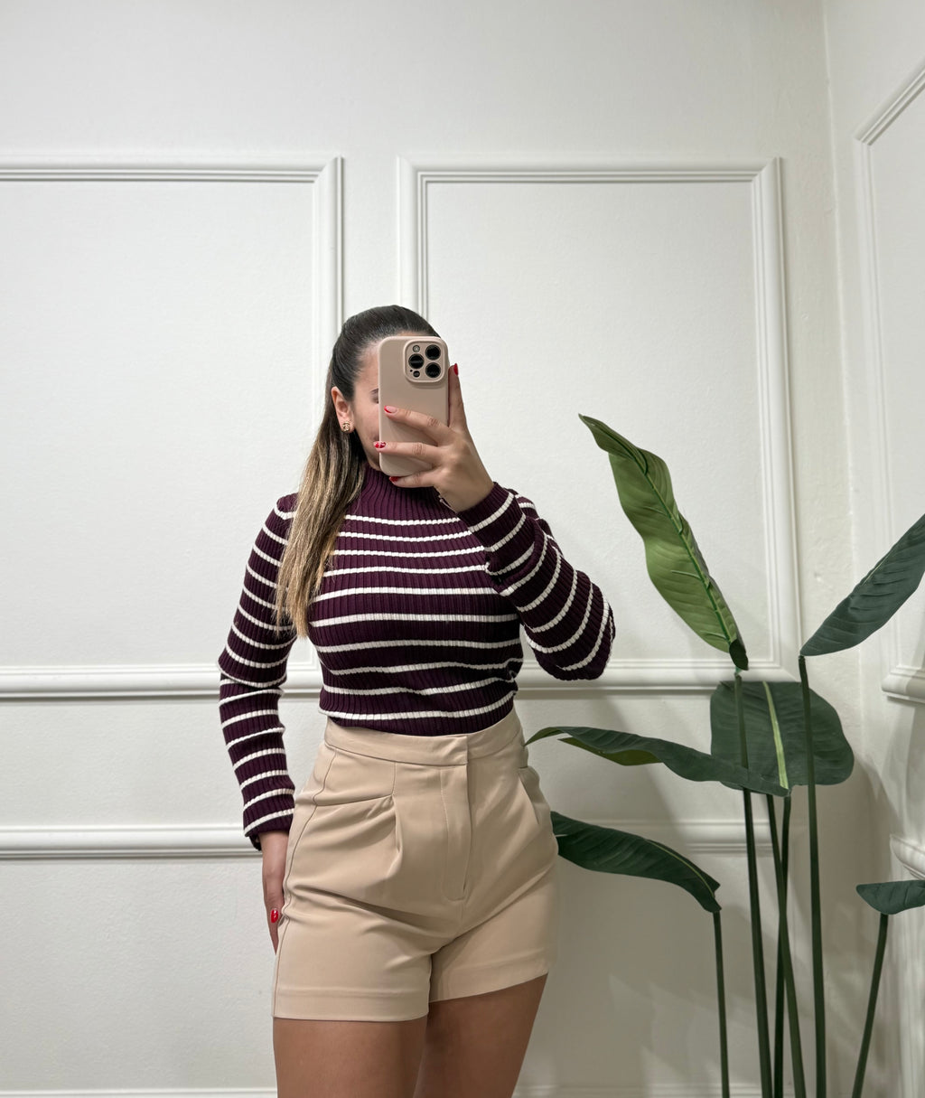 Cream Short