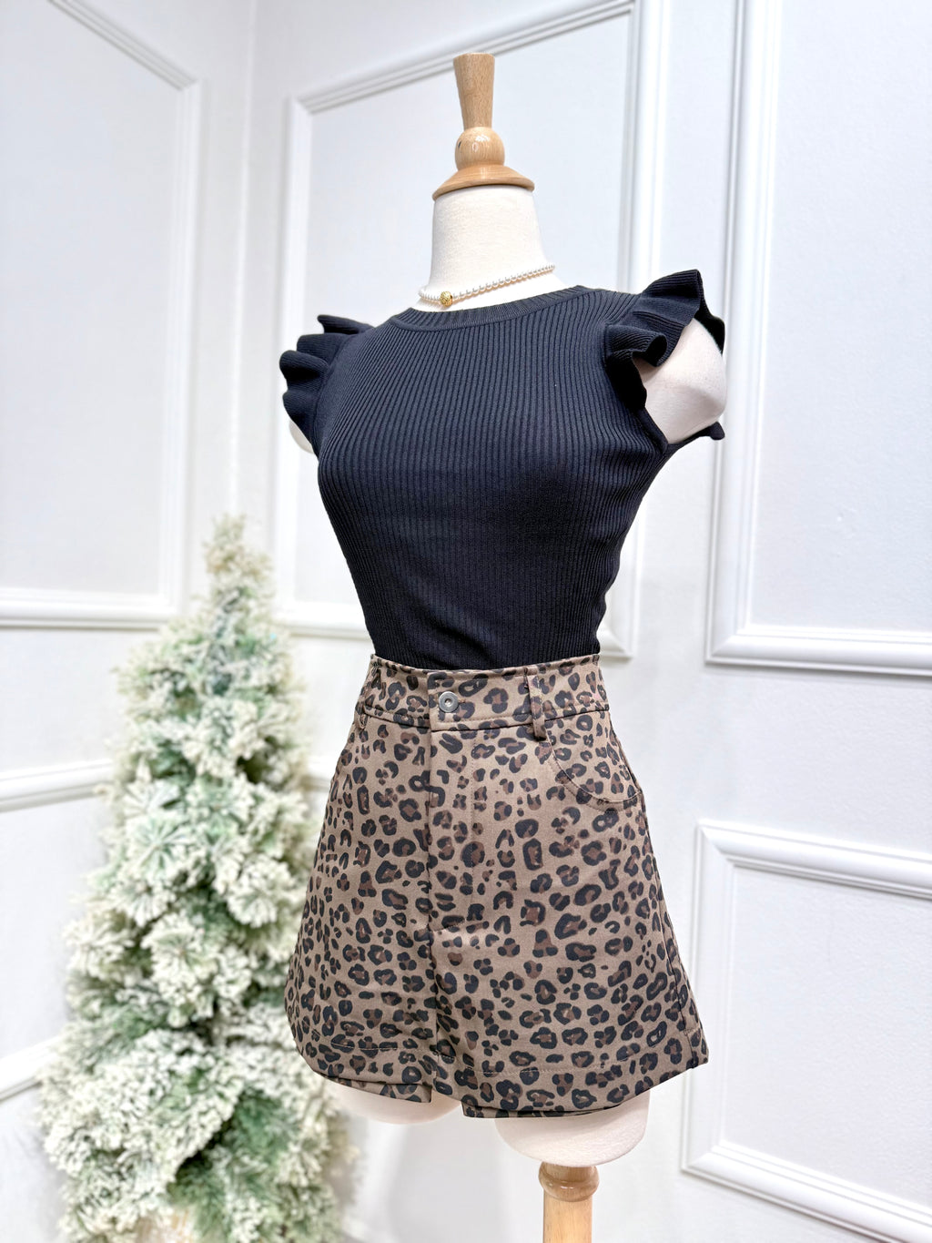 Leopard skort