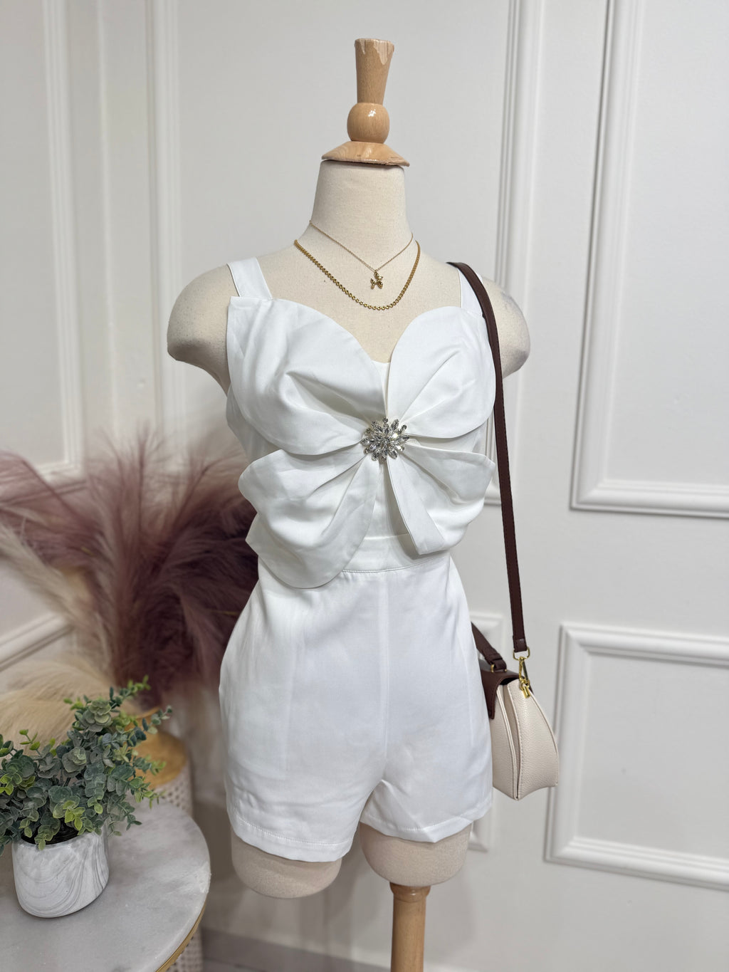 White Set