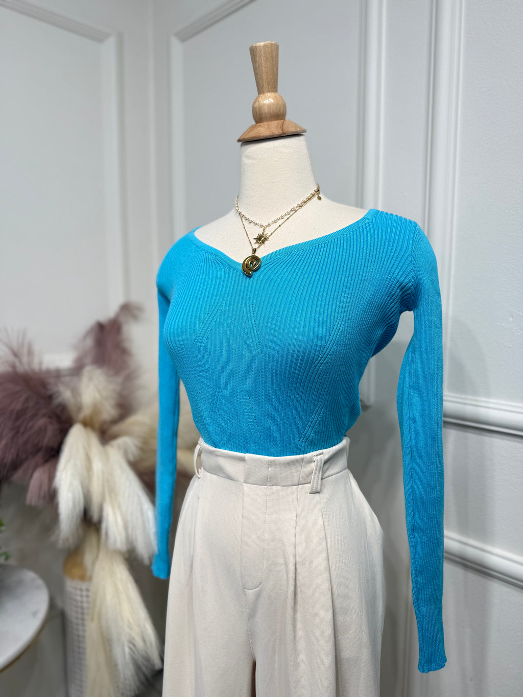 Blue knit top