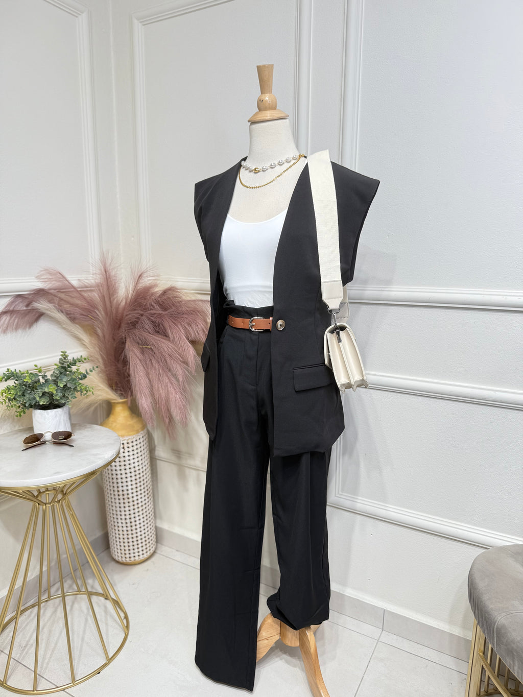 Black Pant