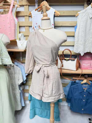 Cream romper