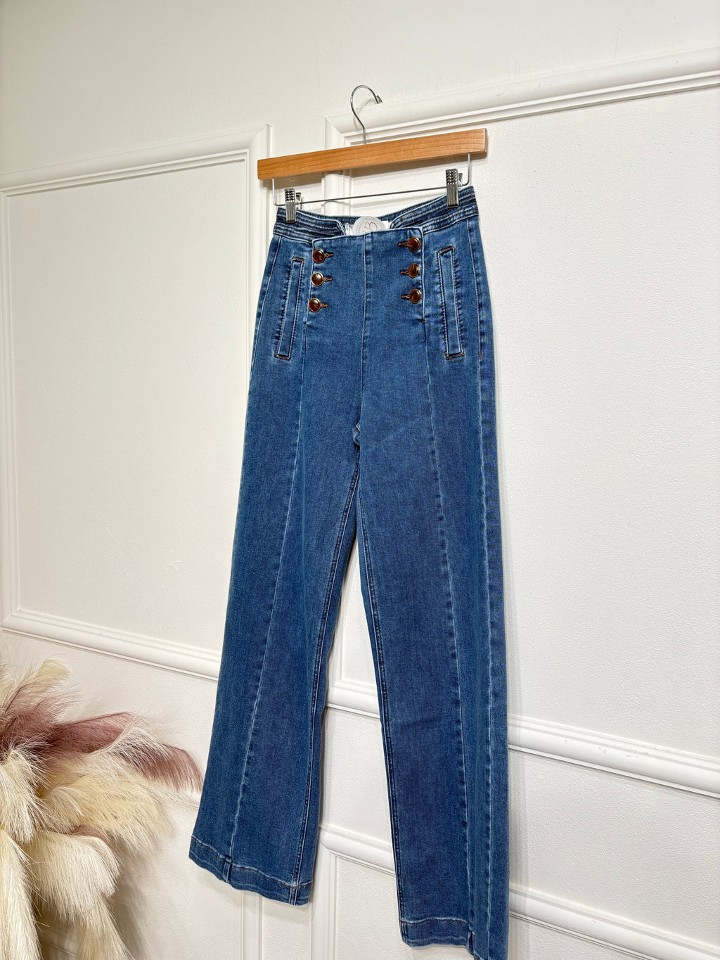 Indigo Jeans
