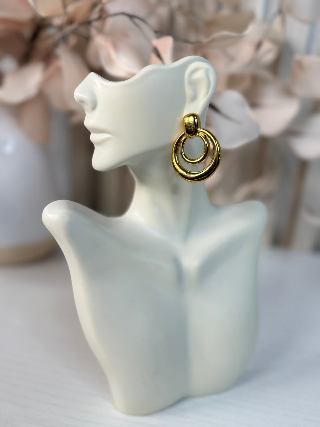 Double O Gold Earrings
