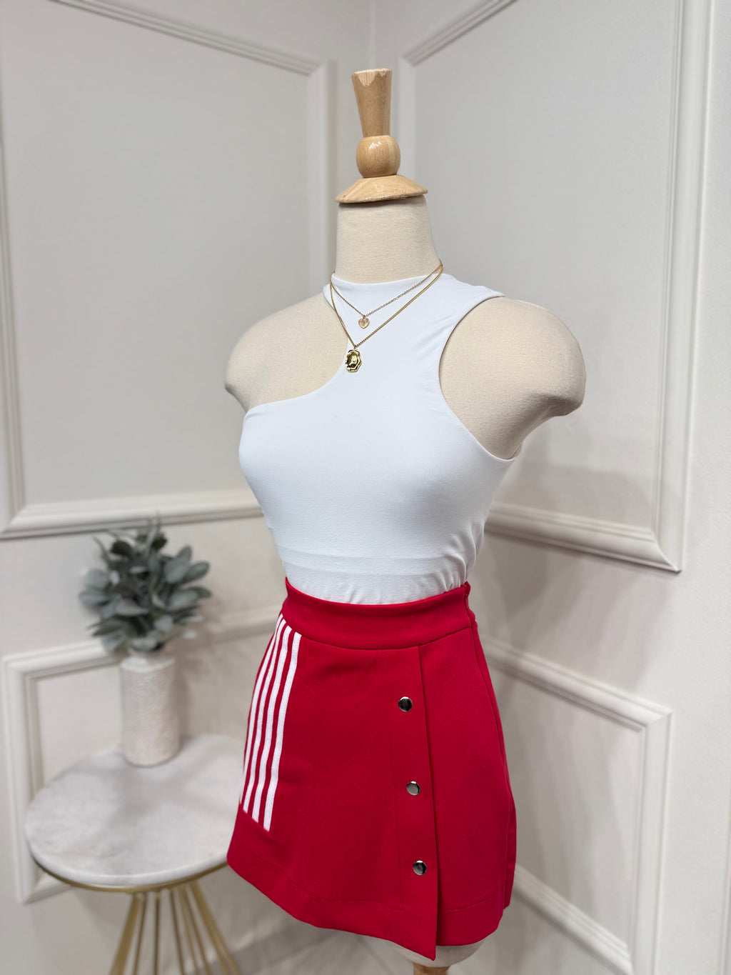 Red skort