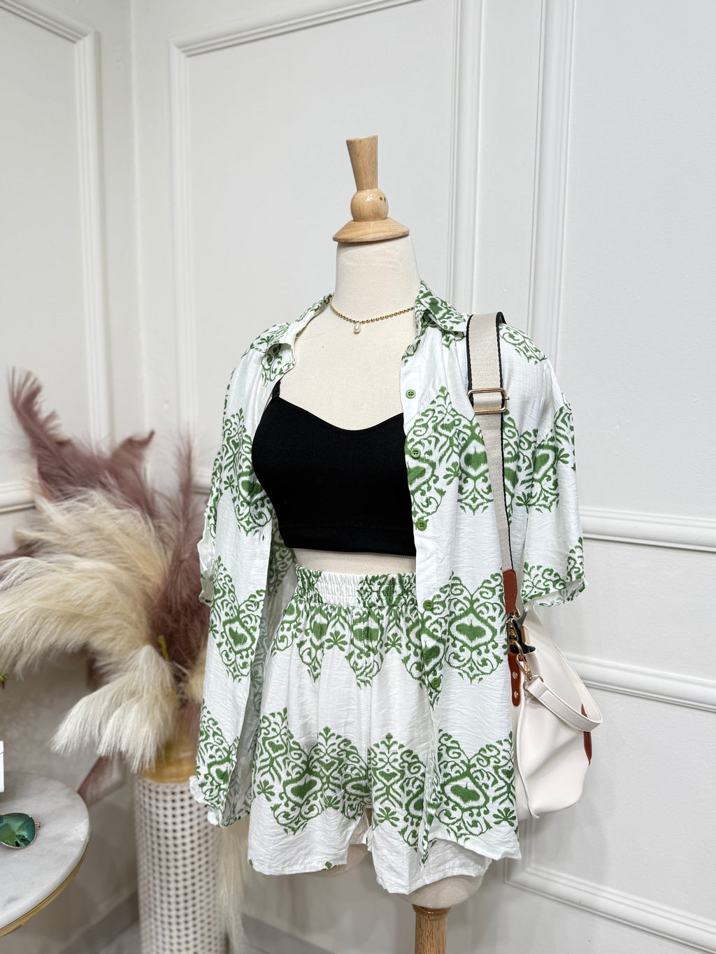 Green & White Set
