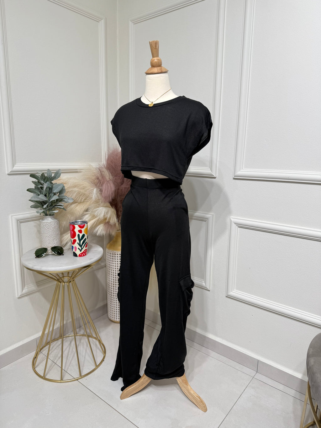 Black set