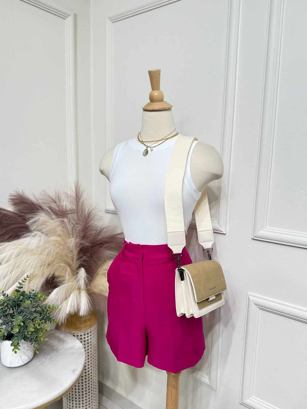 Magenta elegant short