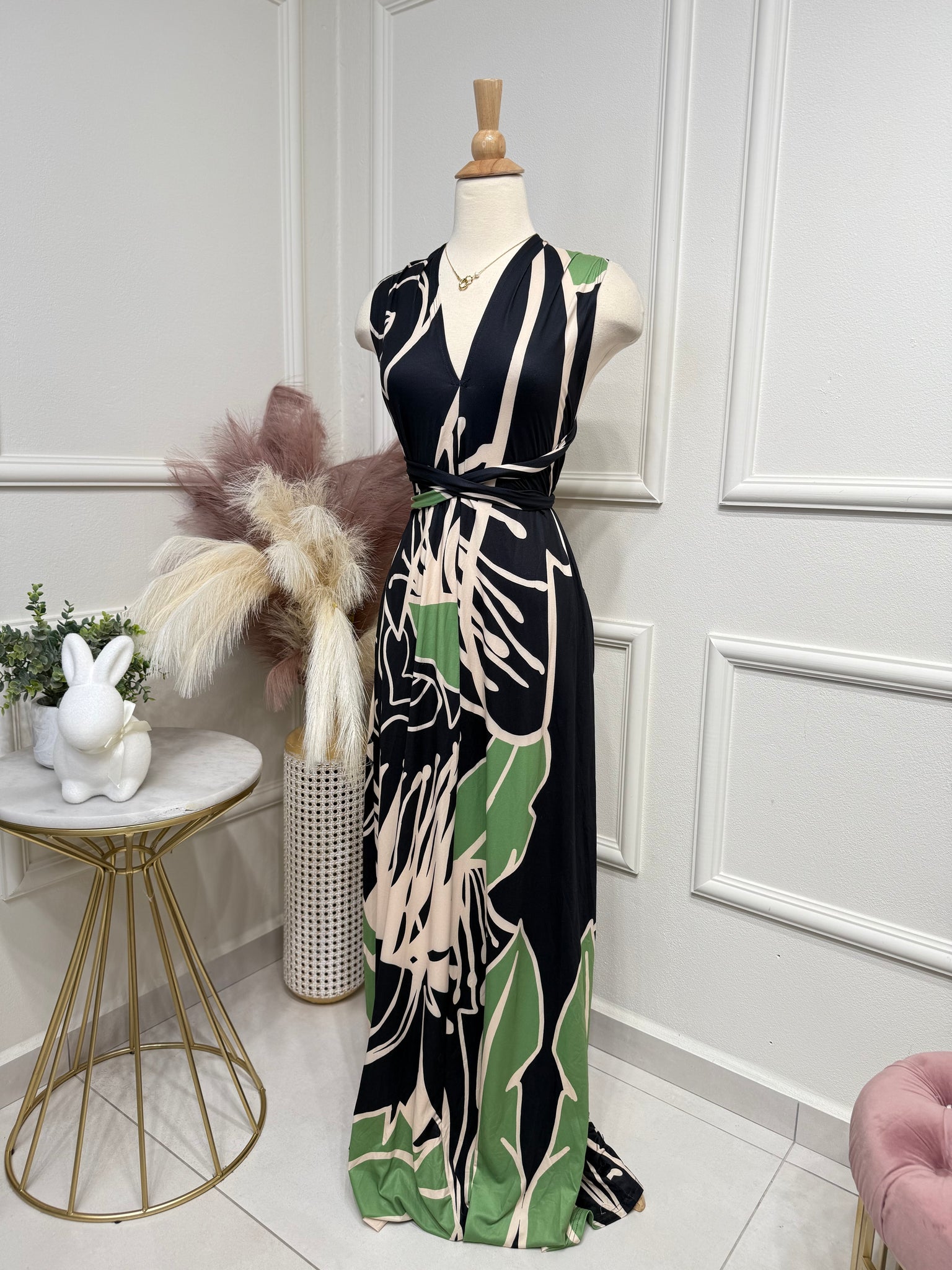 Green & black Maxi Dress IN SEASON BOUTIQUE Green & black Maxi Dress IN SEASON BOUTIQUE