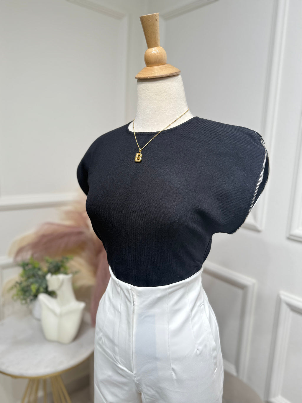 Black zipper blouse