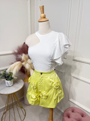 Yellow flower short