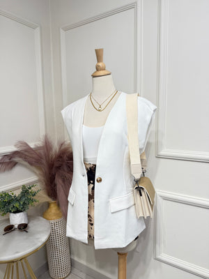 White vest